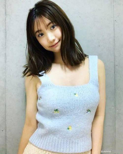 亚洲国产精品丝袜自在线：高颜值长腿模特实拍，高清丝袜诱惑写真集