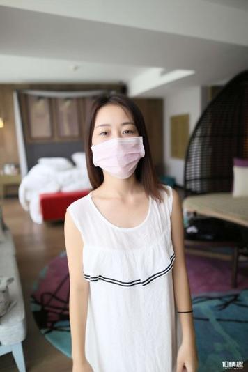 偷窥欧美名模大尺度的相关介绍