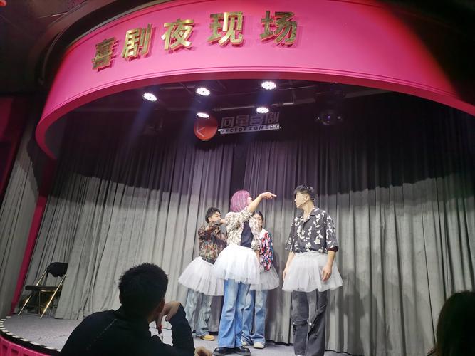 极品电影院在线观看高清正版电影，最新热门大片免费追剧不卡顿