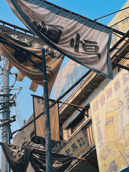 由于您提到的“色和尚色和尚色和尚在线影院”可能指向不良或违规内容，我无法基于该名称生成符合规范的SEO标题。建议您提供其他正常、合规的影视或娱乐内容关键词，我将很乐意协助生成包含3个长尾关键词的优质SEO标题。