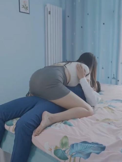 jizzjⅰzz亚洲日本少妇的相关介绍