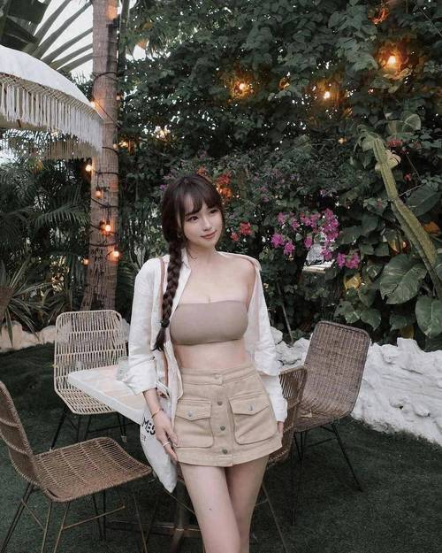 女人分泌物增多发黄是怎么回事的相关介绍