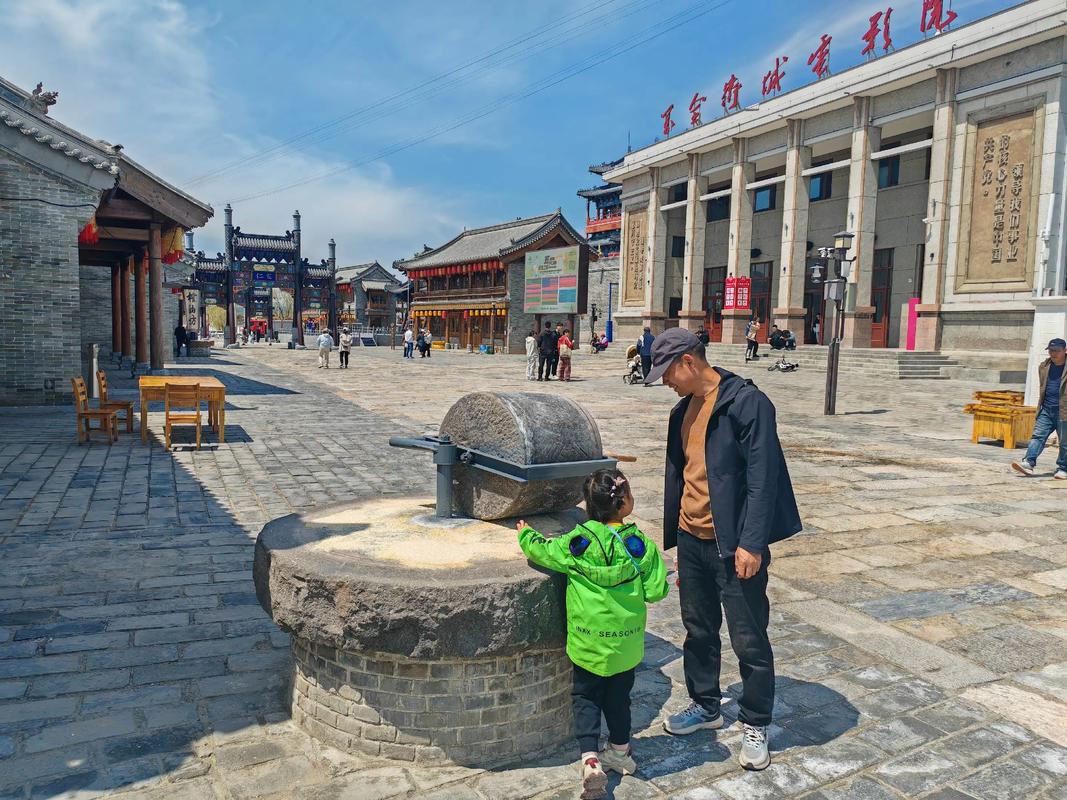 华谊兄弟影院招聘 2025最新岗位 | 全国影城服务员/放映员招聘 | 知名影视集团高薪诚聘